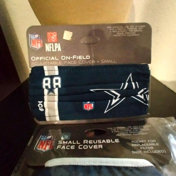 DALLAS COWBOYS SMALL FACE MASK FOR KIDS - Picture 1 of 2